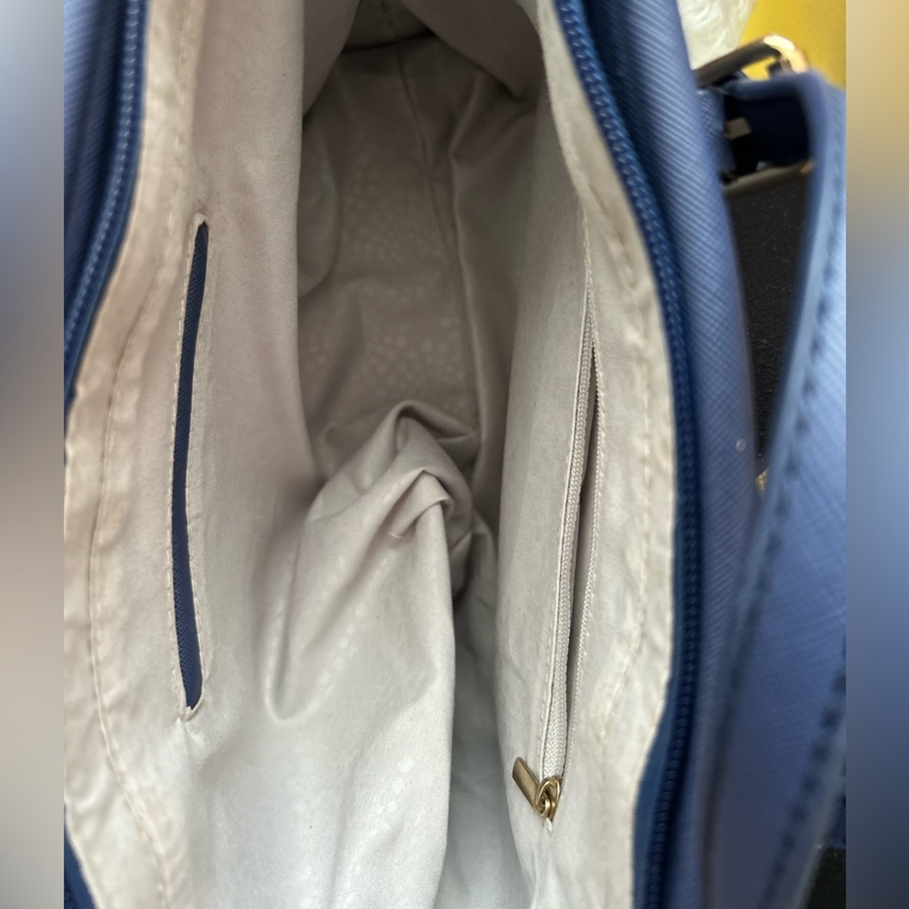 Navy Handbag - Picture 2 of 3